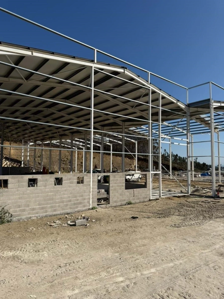 Armazém para Venda em Lordelo Foto 5