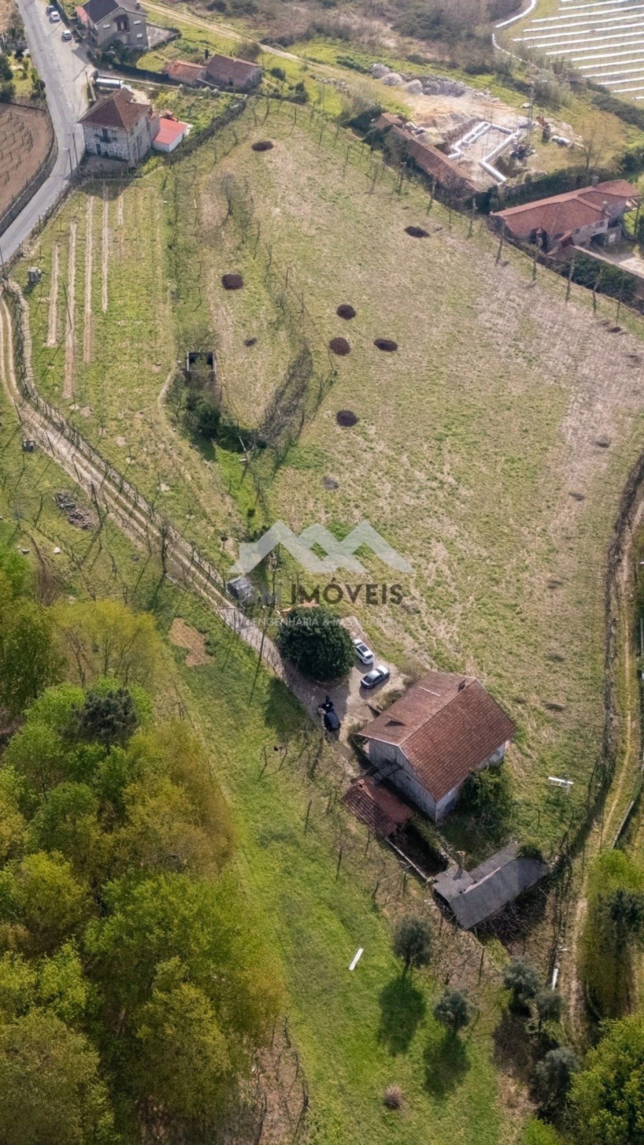 Moradia T3 para Venda em Airães Foto 44