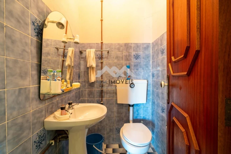 Moradia T3 para Venda em Airães Foto 13