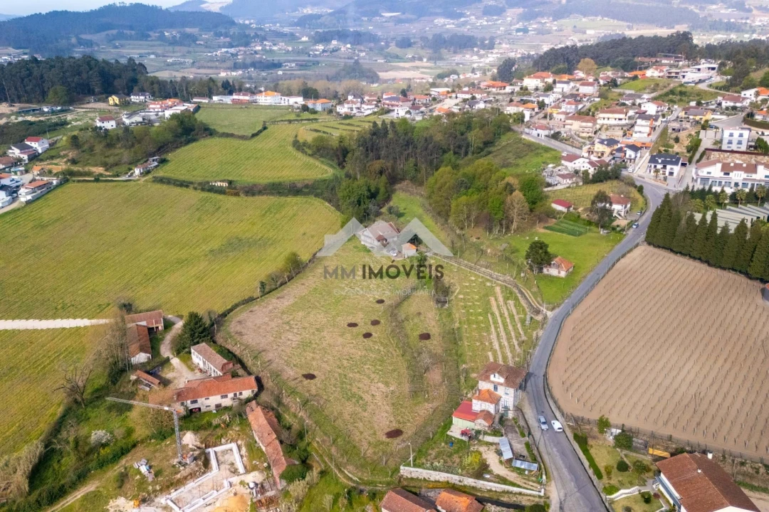 Moradia T3 para Venda em Airães Foto 50