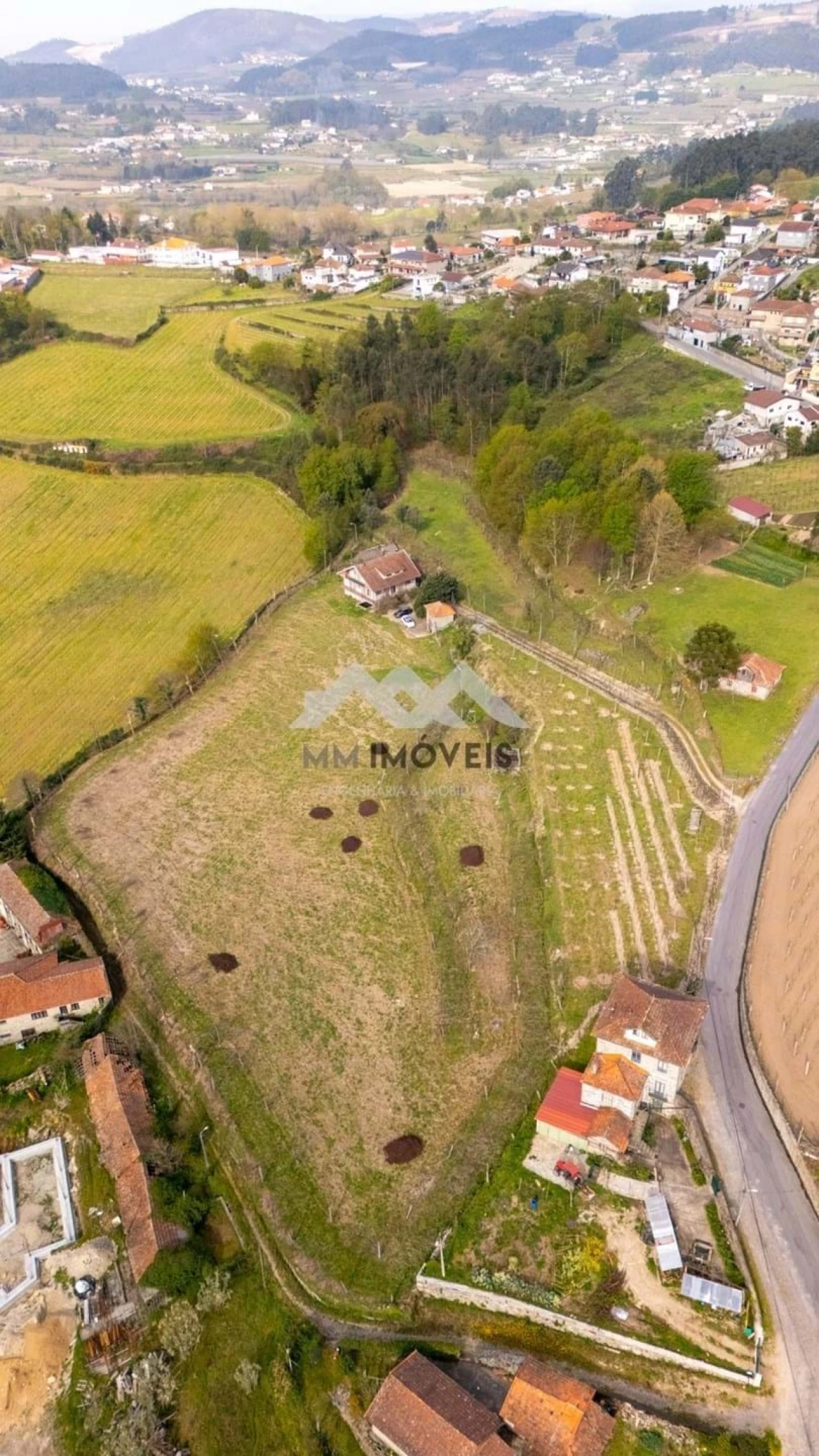 Moradia T3 para Venda em Airães Foto 49