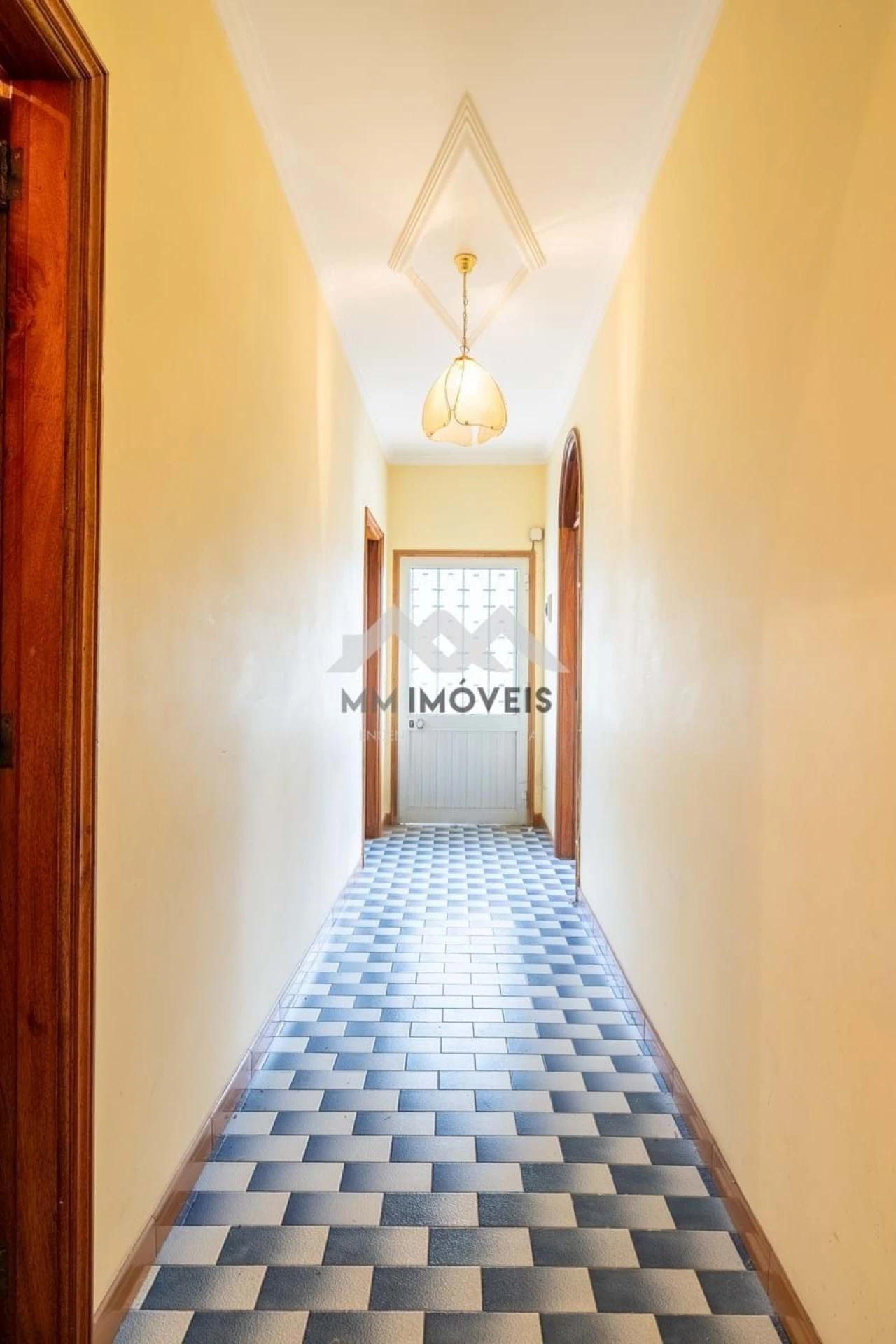 Moradia T3 para Venda em Airães Foto 23