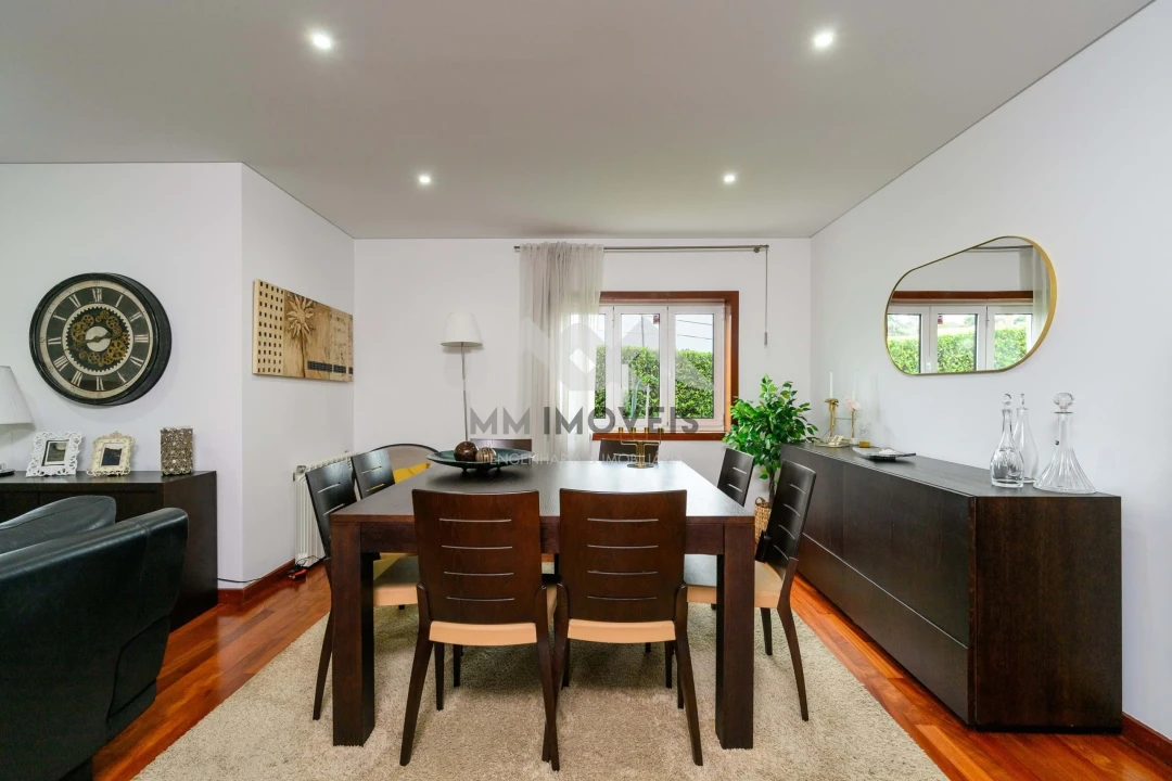 Moradia T4 para Venda em Recezinhos (São Martinho) Foto 23