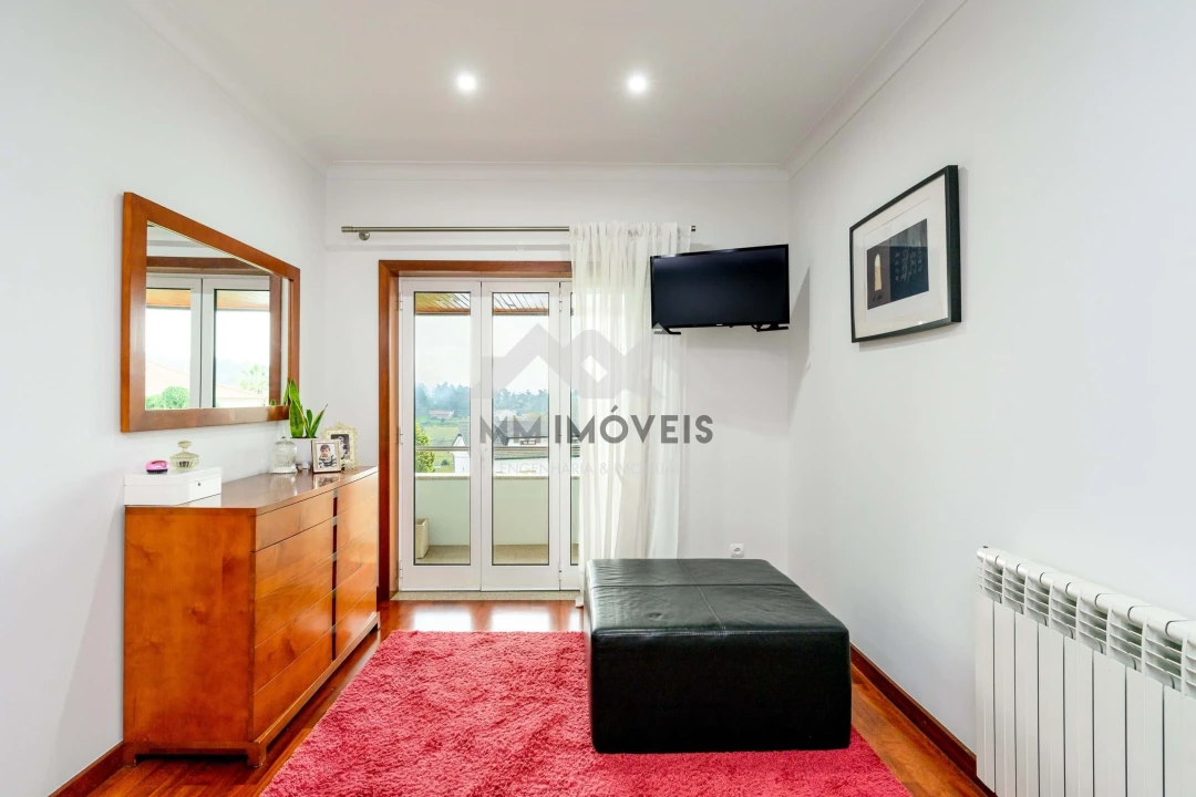 Moradia T4 para Venda em Recezinhos (São Martinho) Foto 12