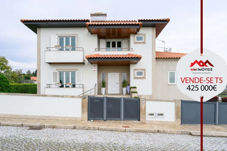 Moradia T4 para Venda em Recezinhos (São Martinho) Foto 1