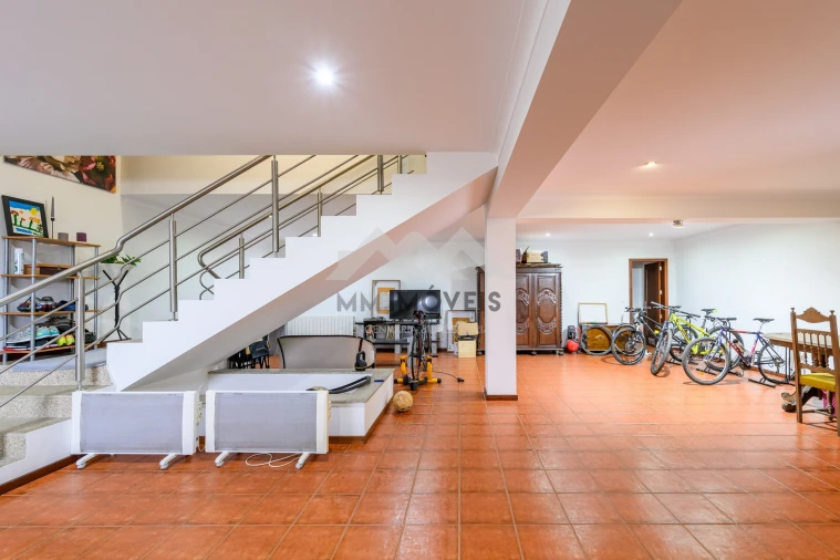 Moradia T4 para Venda em Recezinhos (São Martinho) Foto 29