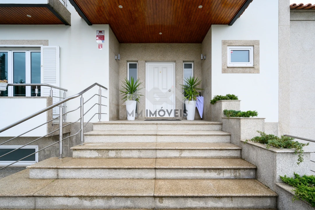 Moradia T4 para Venda em Recezinhos (São Martinho) Foto 33