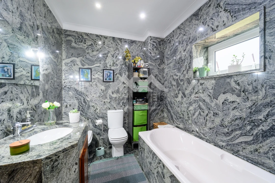 Moradia T4 para Venda em Recezinhos (São Martinho) Foto 9