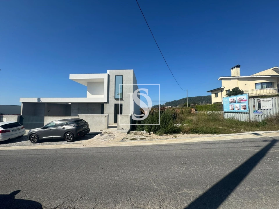 Terreno para Venda em Castelo do Neiva Foto 6