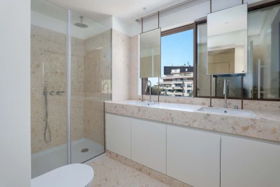 Apartamento T3 para Venda em Aldoar, Foz do Douro e Nevogilde