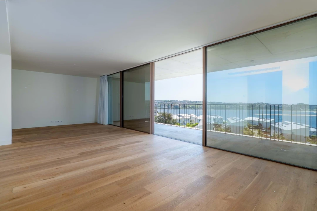 Apartamento T3 para Venda em Aldoar, Foz do Douro e Nevogilde Foto 1