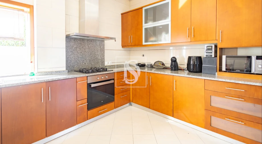 Moradia T4 para Venda em Rebordosa Foto 10