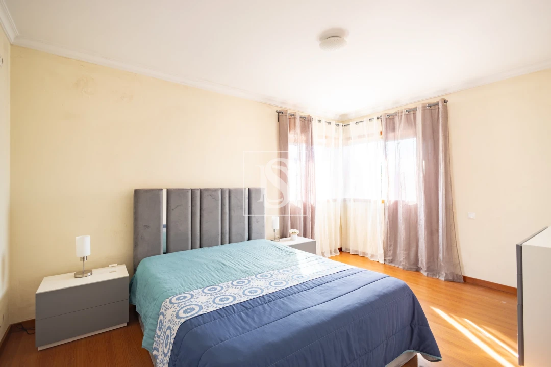 Moradia T4 para Venda em Rebordosa Foto 20