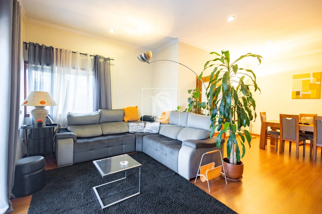 Moradia T4 para Venda em Rebordosa Foto 6