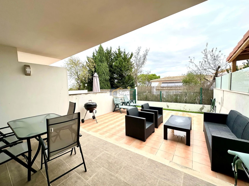 Moradia T2 para Venda em Albufeira e Olhos de Água Foto 9