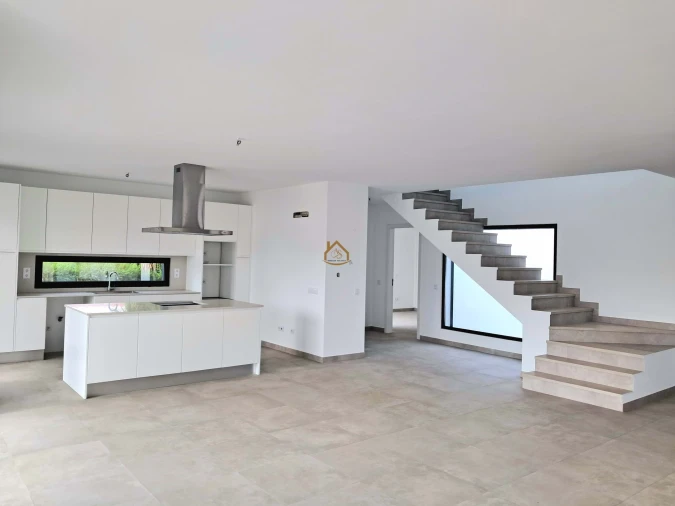 Moradia T4 para Venda em Aljezur Foto 5