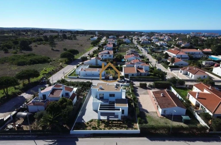 Moradia T4 para Venda em Aljezur Foto 18