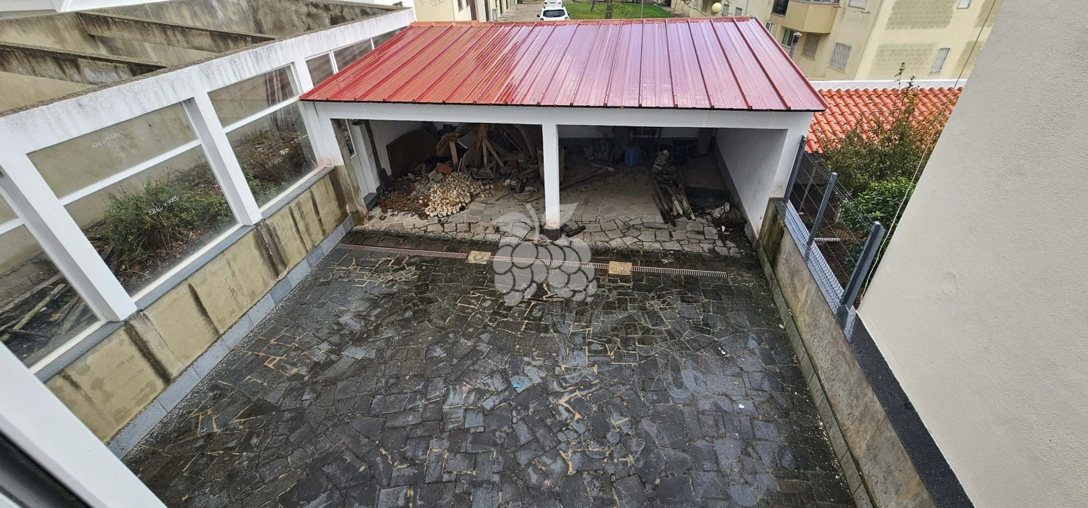 Moradia T3 para Venda em Laranjeiro e Feijó Foto 27