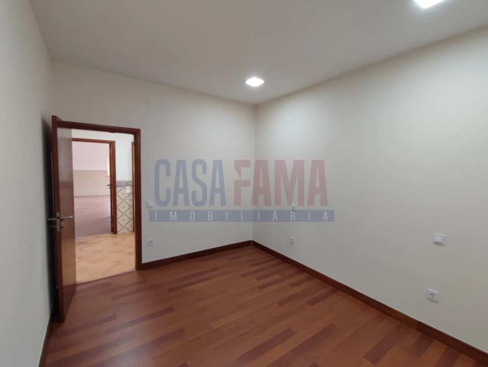 Moradia T3 para Venda em Nine Foto 15