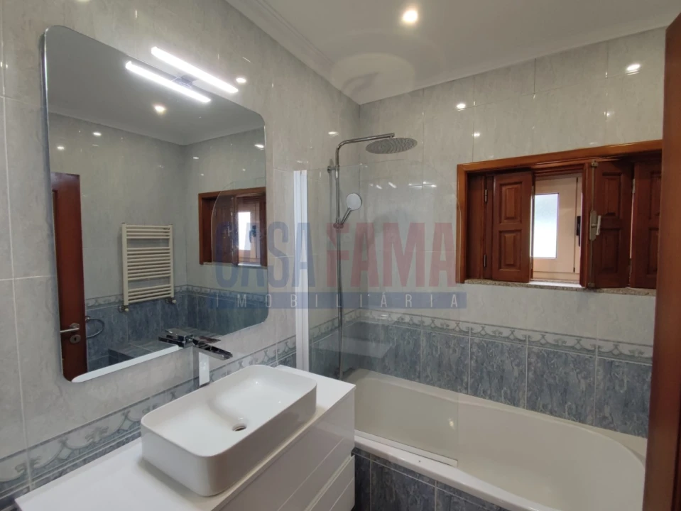 Moradia T3 para Venda em Nine Foto 21