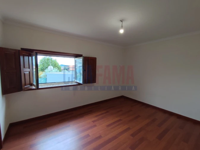 Moradia T3 para Venda em Nine Foto 24