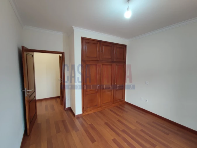 Moradia T3 para Venda em Nine Foto 28