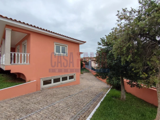 Moradia T3 para Venda em Nine Foto 36