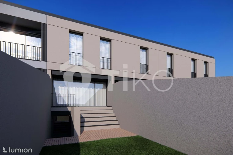 Moradia T4 para Venda em Folgosa Foto 14