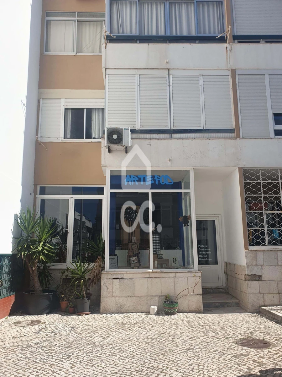 Negócio para Venda em Oeiras e São Julião da Barra, Paço de Arcos e Caxias