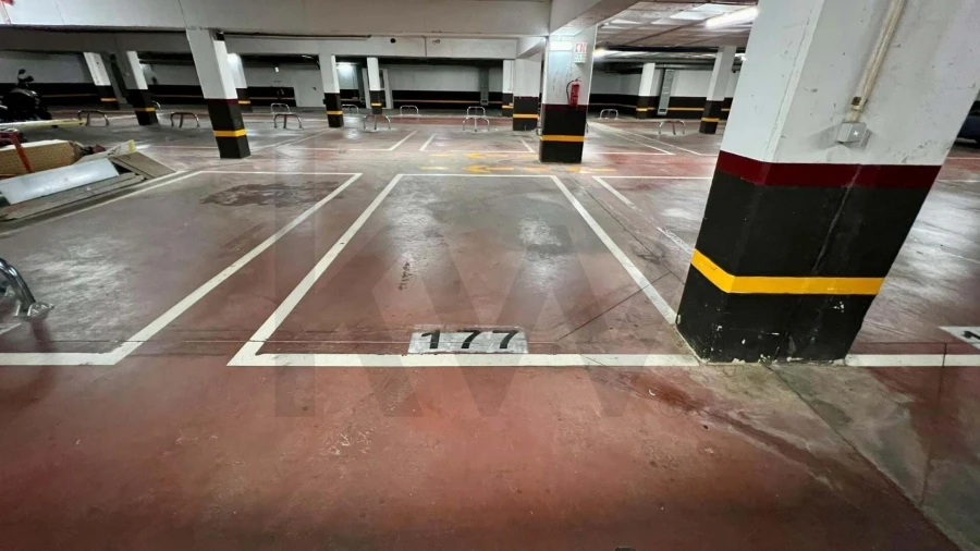 Apartamento T1 para Venda em Portimão Foto 31