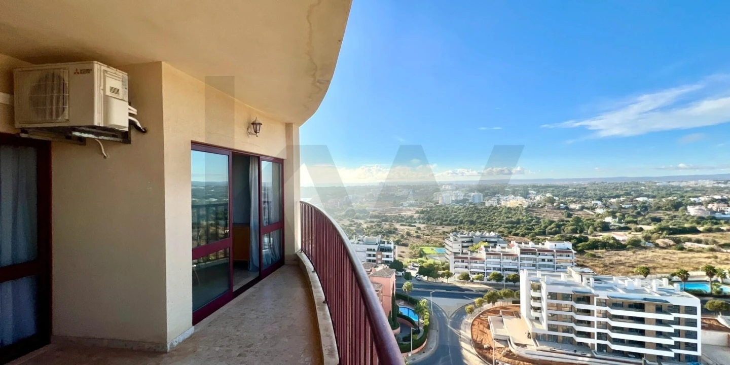 Apartamento T1 para Venda em Portimão Foto 3