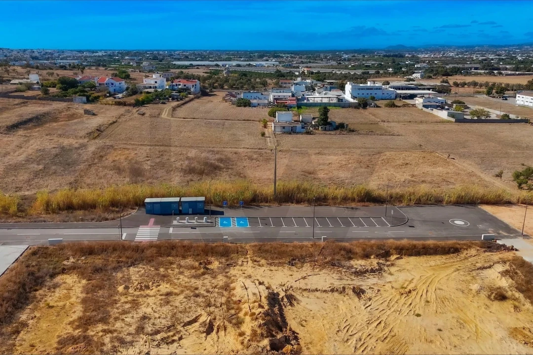 Terreno para Venda em Faro (Sé e São Pedro) Foto 4