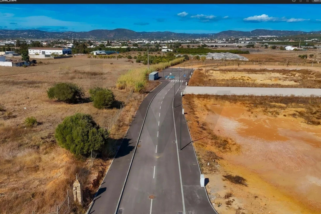 Terreno para Venda em Faro (Sé e São Pedro) Foto 8