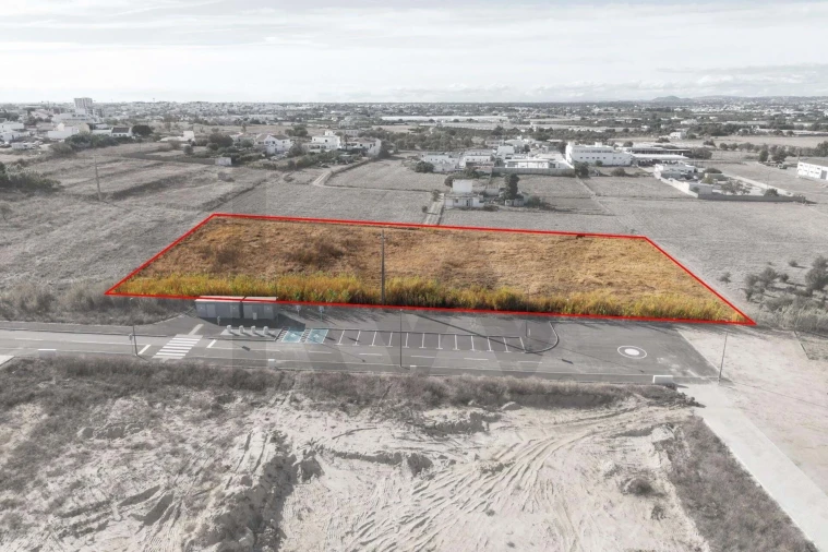 Terreno para Venda em Faro (Sé e São Pedro) Foto 11