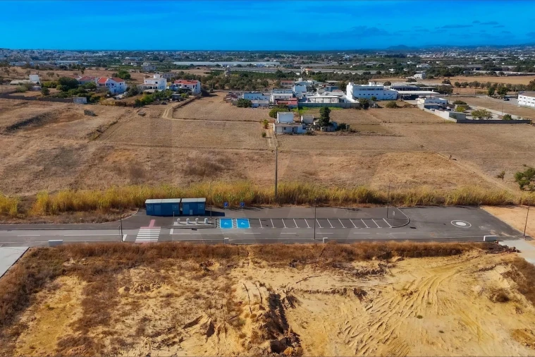 Terreno para Venda em Faro (Sé e São Pedro) Foto 3