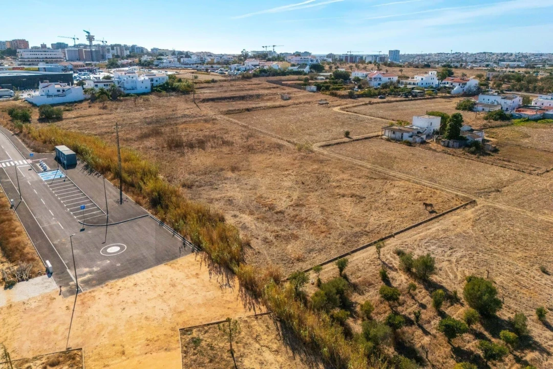 Terreno para Venda em Faro (Sé e São Pedro) Foto 16