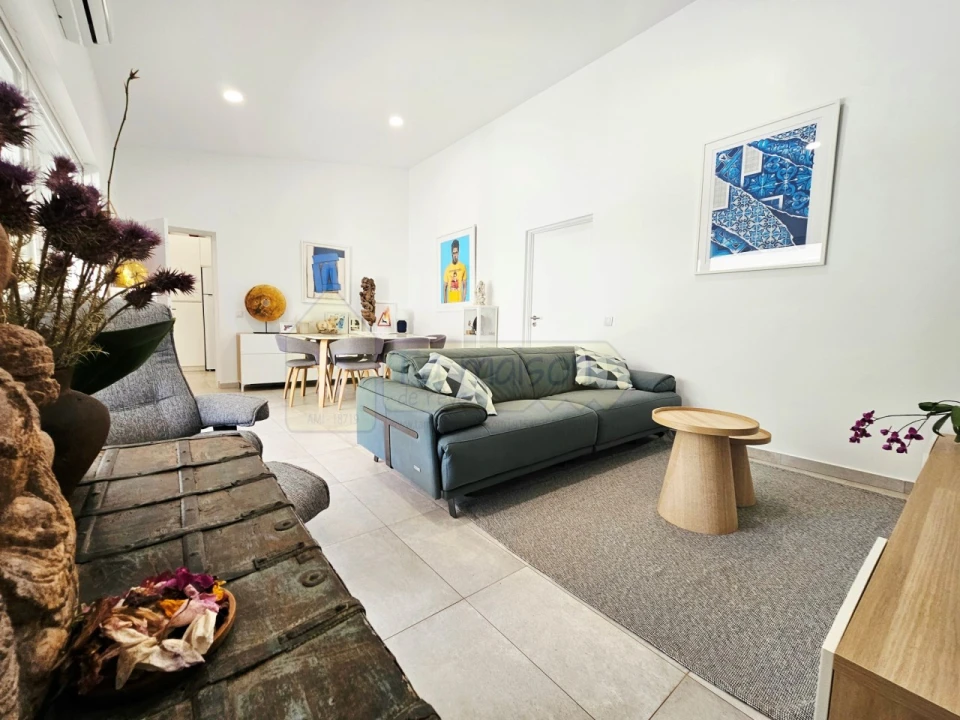 Moradia T2 para Venda em Alte Foto 13