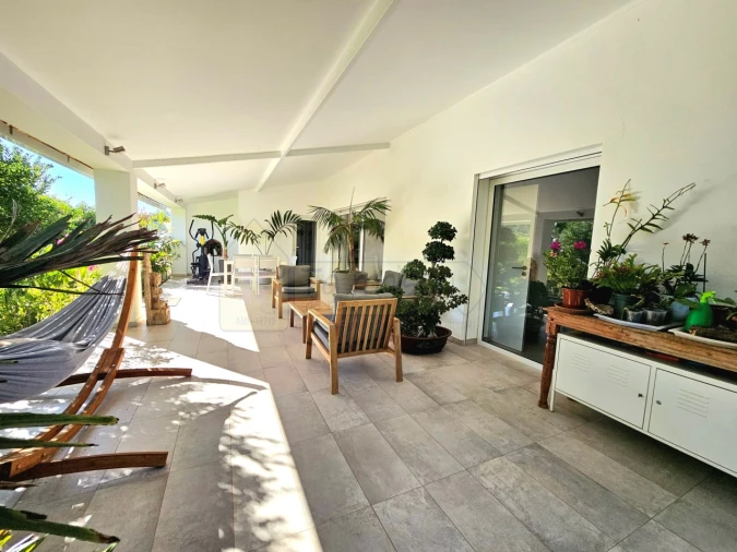 Moradia T2 para Venda em Alte Foto 6