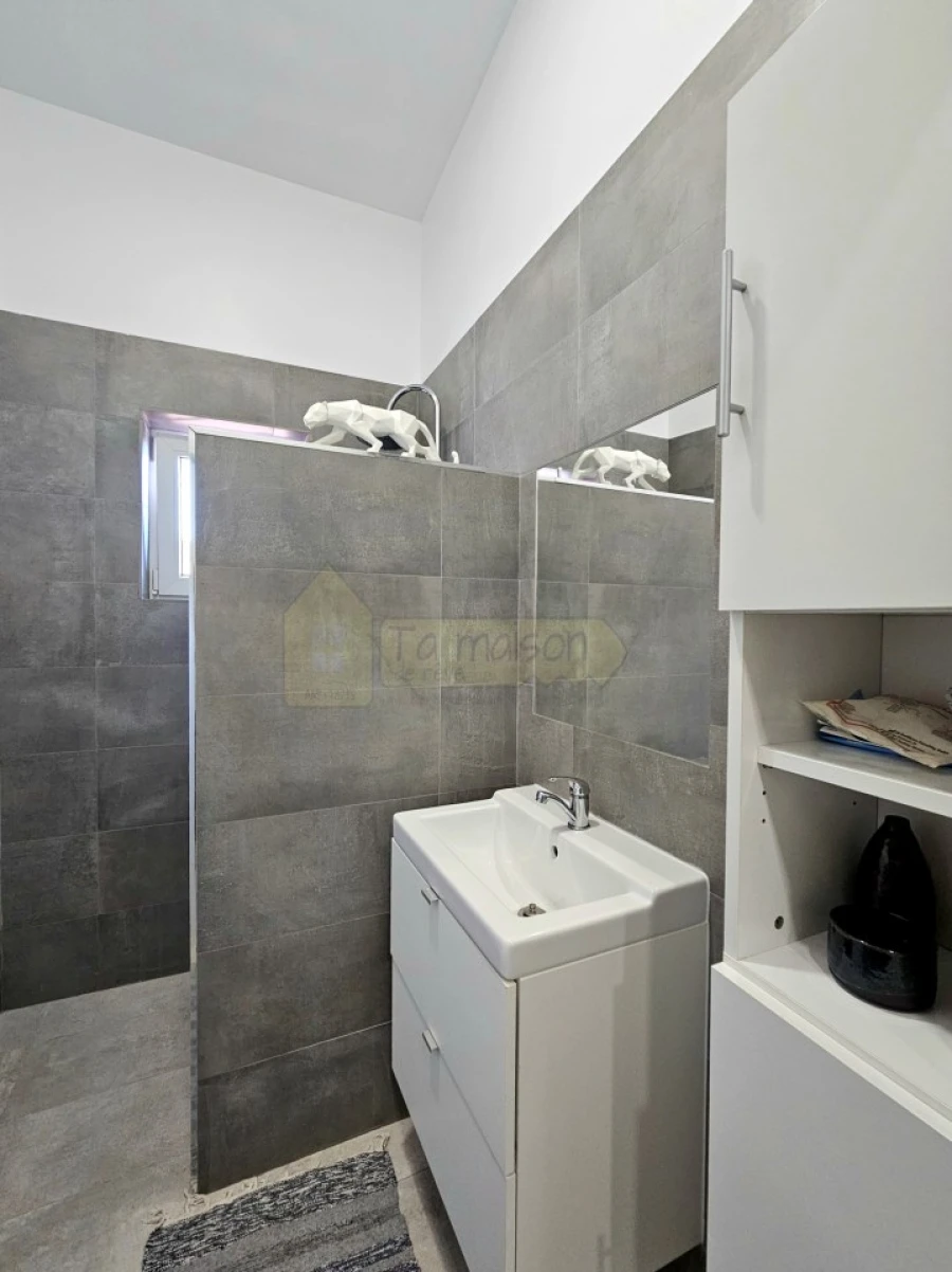 Moradia T2 para Venda em Alte Foto 7