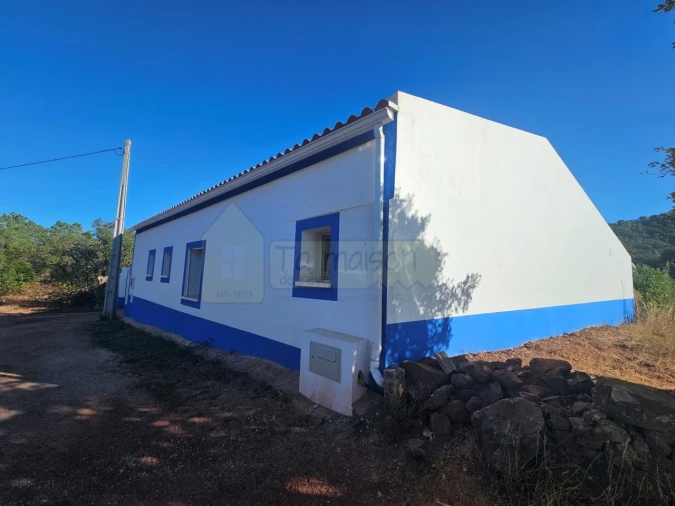 Moradia T2 para Venda em Alte Foto 27