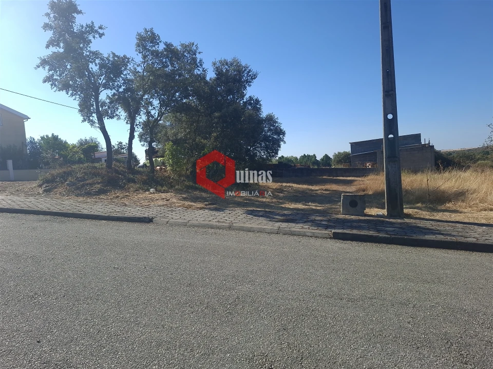 Terreno para Venda em Vilar Formoso Foto 2