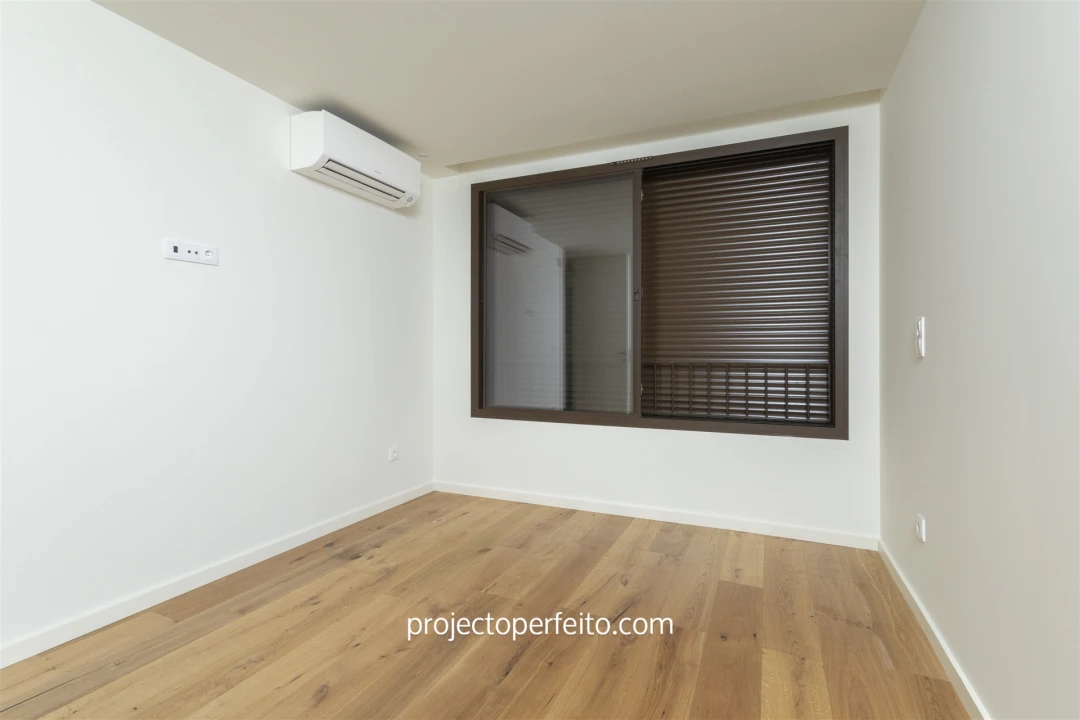 Apartamento T1 para Arrendamento em Espinho Foto 7