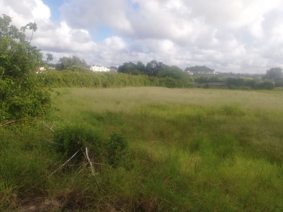 Terreno para Venda em Fânzeres e São Pedro da Cova Foto 17