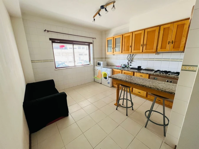 Apartamento T1 para Arrendamento em Buarcos Foto 3
