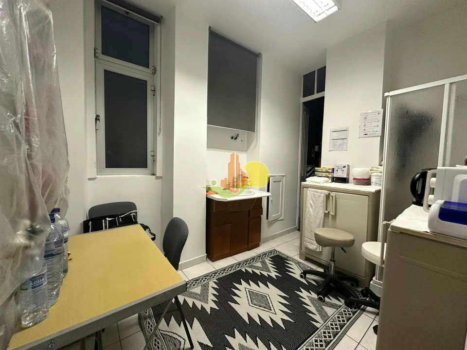 Loja para Venda em Buarcos Foto 18