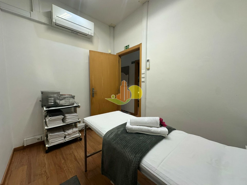 Loja para Venda em Buarcos Foto 17