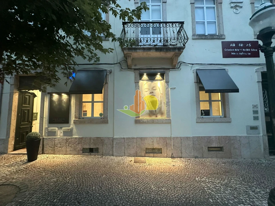 Loja para Venda em Buarcos Foto 1