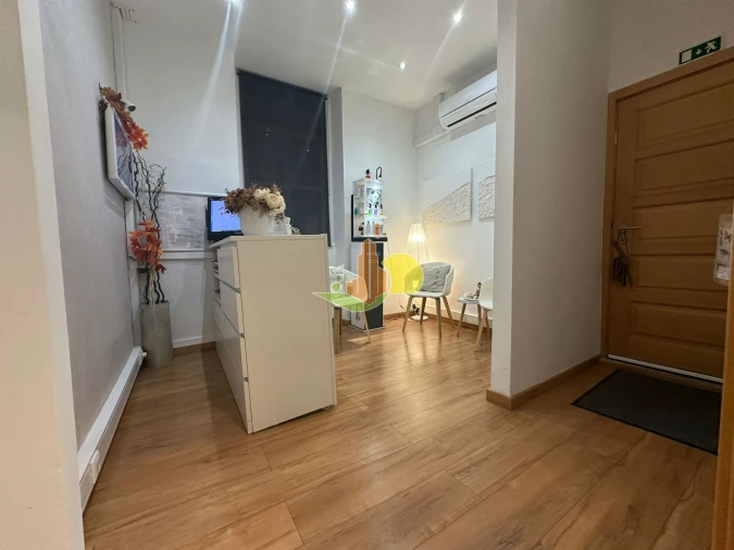 Loja para Venda em Buarcos Foto 6