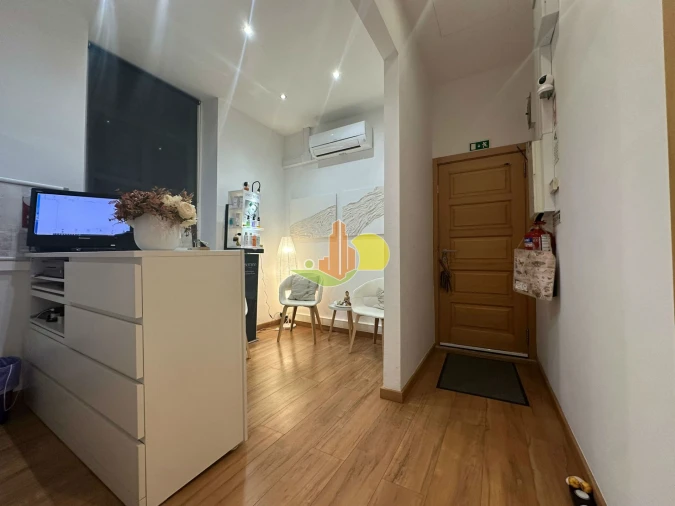 Loja para Venda em Buarcos Foto 3