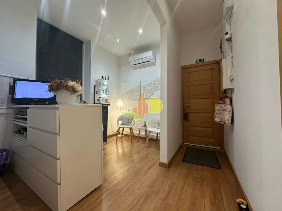 Loja para Venda em Buarcos Foto 3